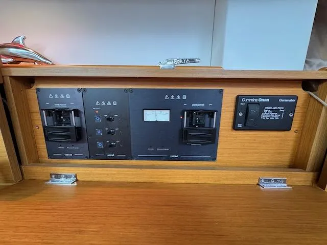 Salt Air Yacht Photos Pics 