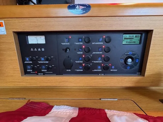 Salt Air Yacht Photos Pics 