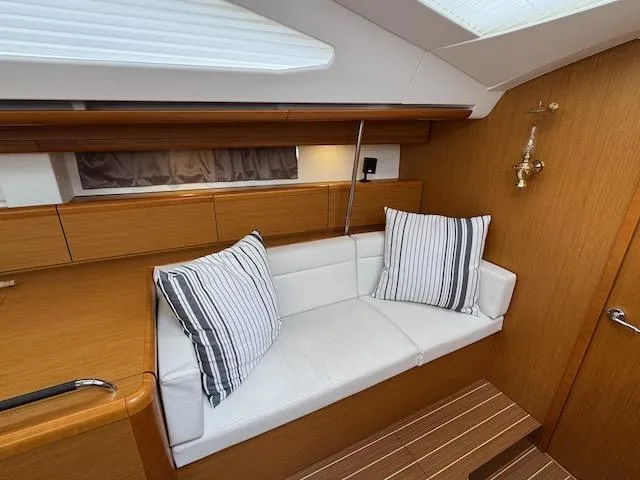 Salt Air Yacht Photos Pics 