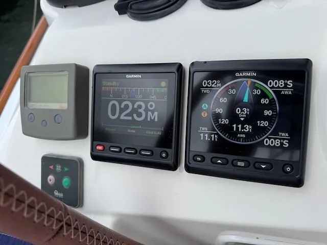 Salt Air Yacht Photos Pics 