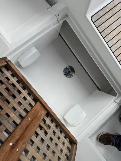 Salt Air Yacht Photos Pics 