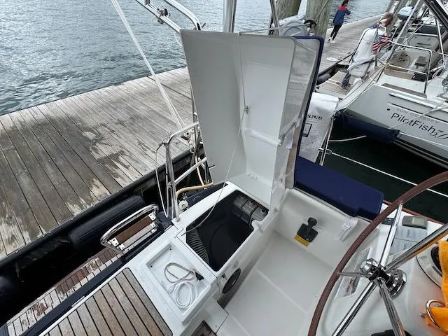 Salt Air Yacht Photos Pics 