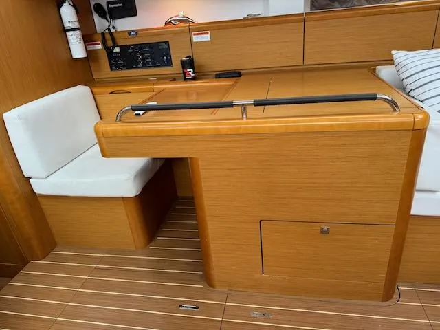 Salt Air Yacht Photos Pics 