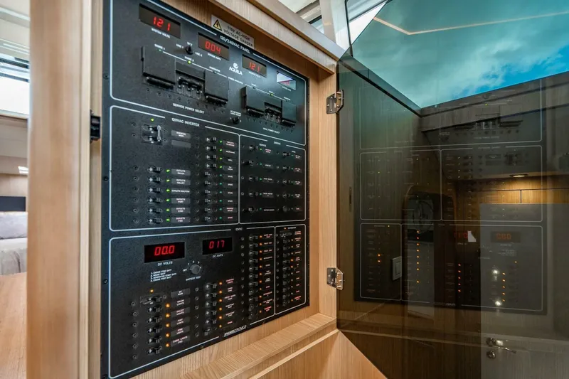 Altair Yacht Photos Pics 2019 Aquila 44 Yacht - Image 4