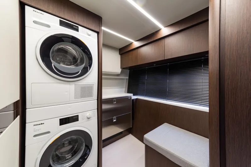 Silver Arrow Yacht Photos Pics 