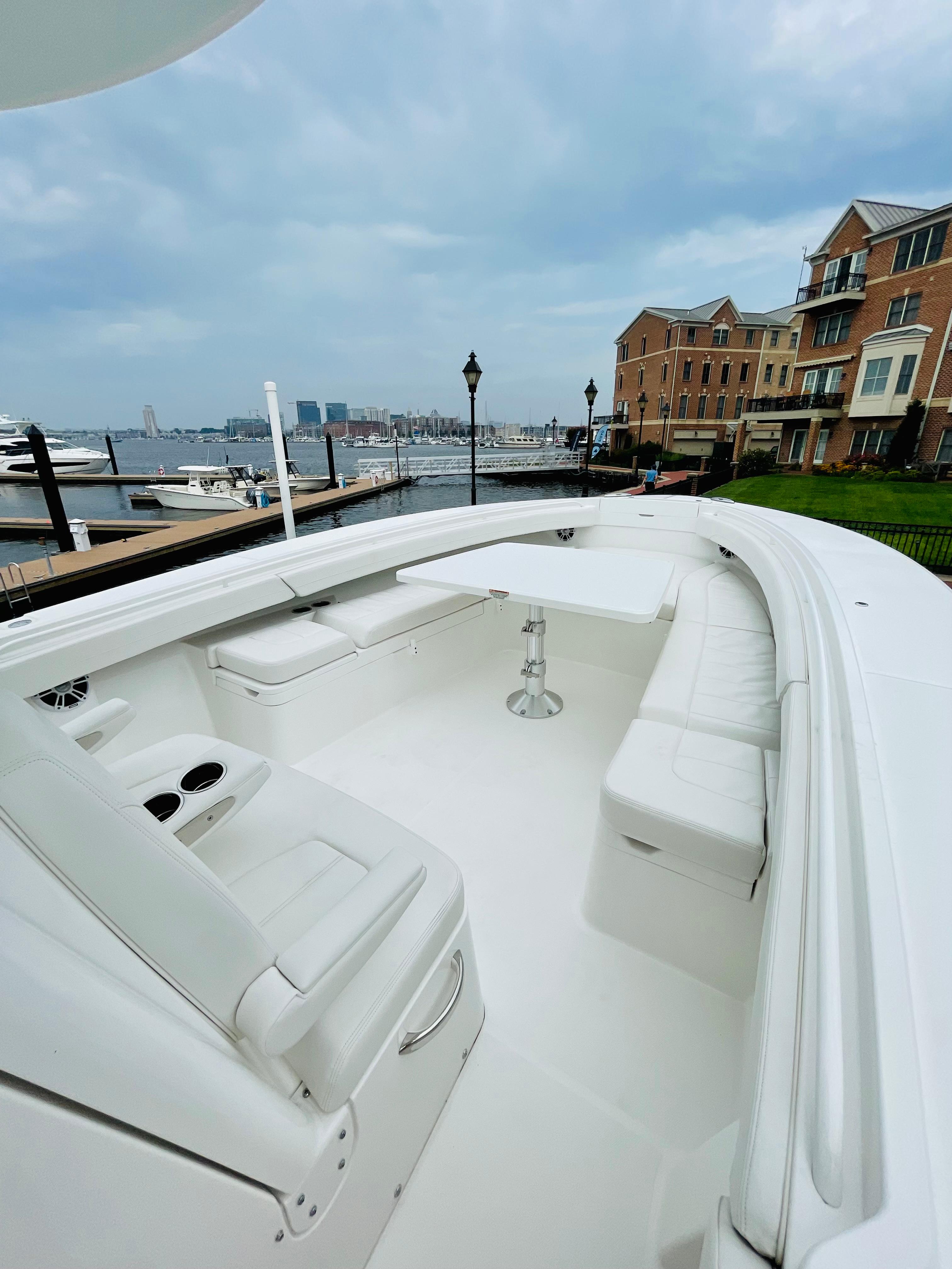 2023 Regulator 34 Center Console for sale - YachtWorld