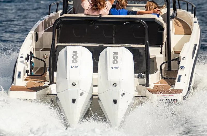  Yacht Photos Pics 2025 Navan S30 boat with dual 300 V8 engines cruising on water.