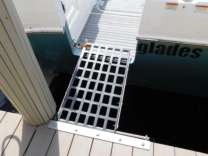 Out To Lunch Yacht Photos Pics 