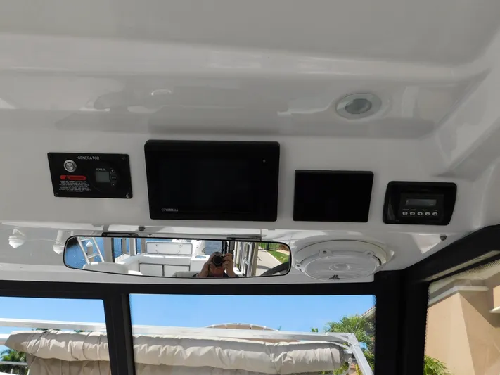 Out To Lunch Yacht Photos Pics 