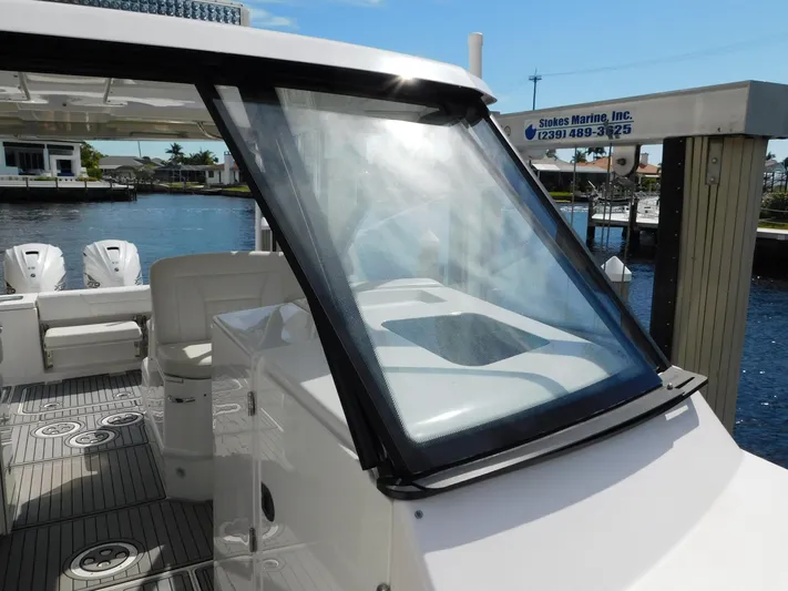 Out To Lunch Yacht Photos Pics 