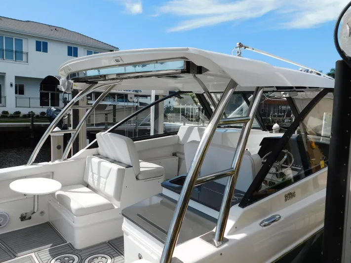 Out To Lunch Yacht Photos Pics 