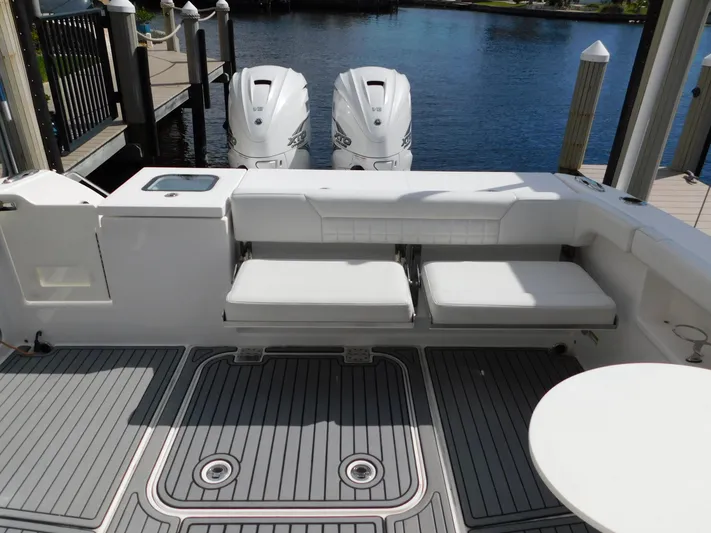 Out To Lunch Yacht Photos Pics 