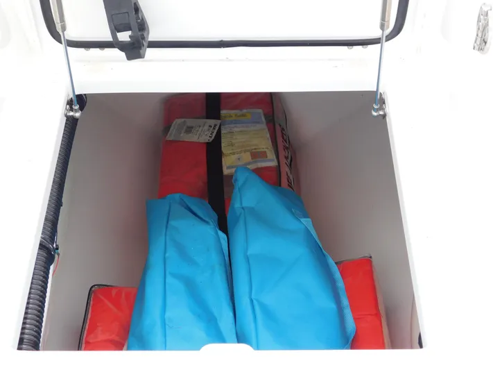 Out To Lunch Yacht Photos Pics 