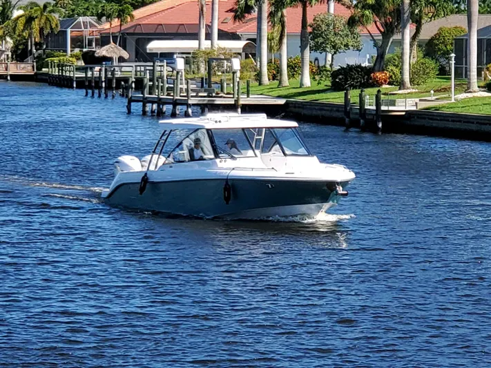 Out To Lunch Yacht Photos Pics 