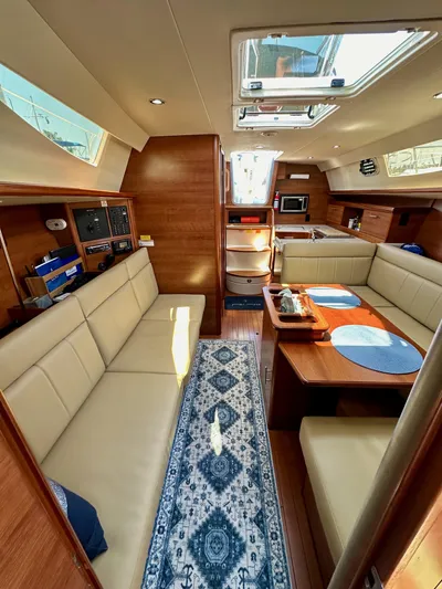 Wind Hunter Yacht Photos Pics 