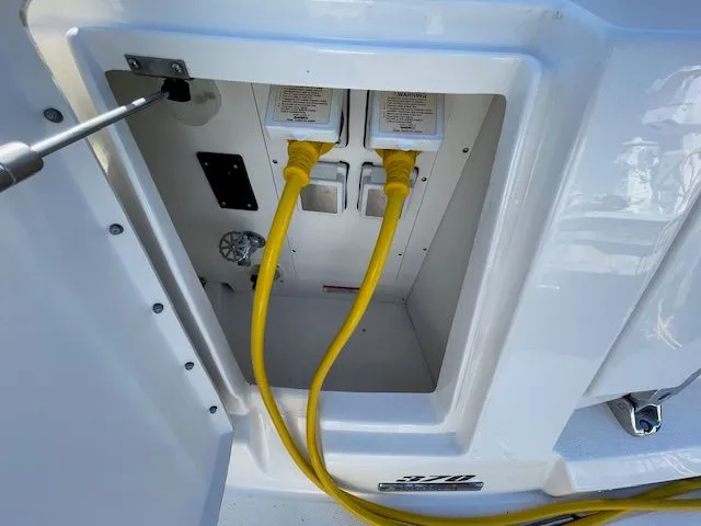 Victory Yacht Photos Pics 