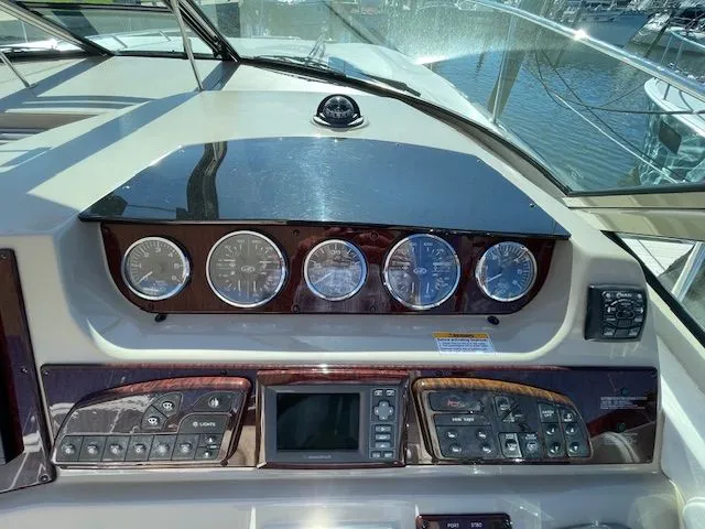 Victory Yacht Photos Pics 