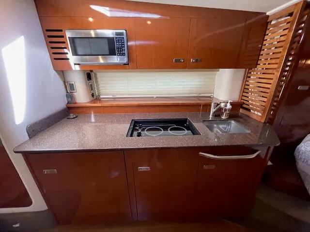 Victory Yacht Photos Pics 