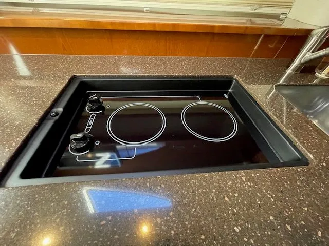 Victory Yacht Photos Pics 