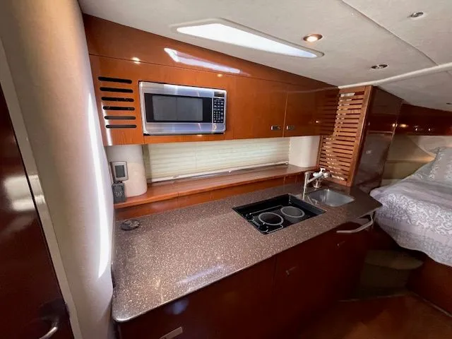 Victory Yacht Photos Pics 