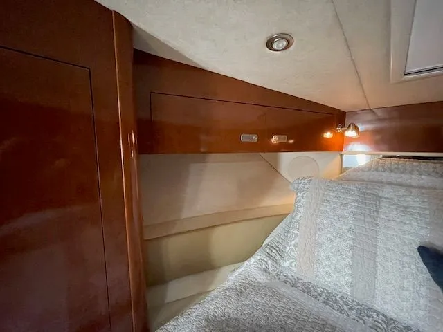 Victory Yacht Photos Pics 