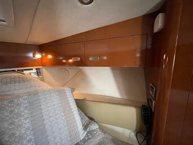 Victory Yacht Photos Pics 