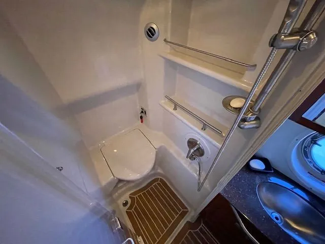 Victory Yacht Photos Pics 