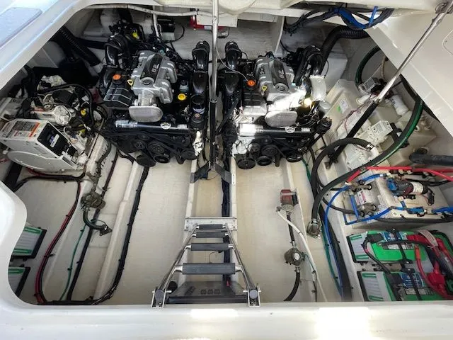 Victory Yacht Photos Pics 