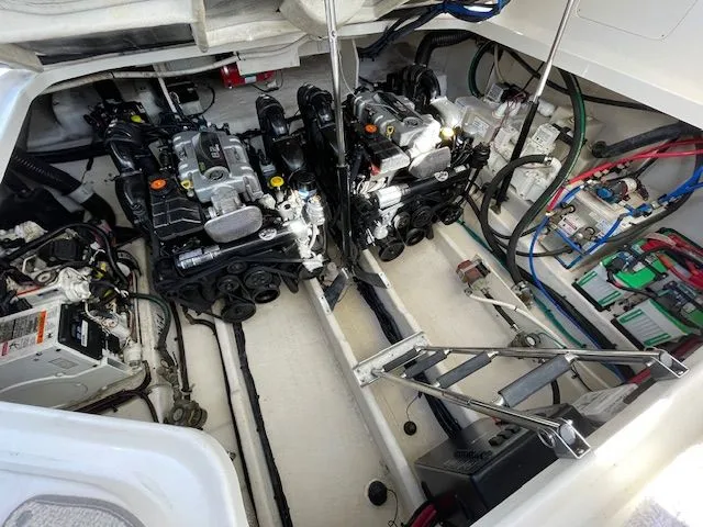 Victory Yacht Photos Pics 