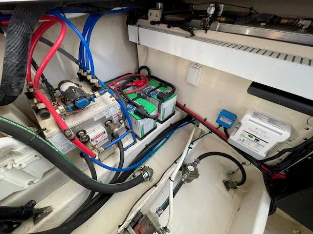 Victory Yacht Photos Pics 