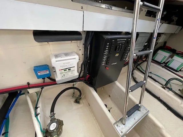 Victory Yacht Photos Pics 