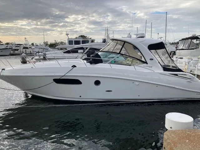 Victory Yacht Photos Pics 