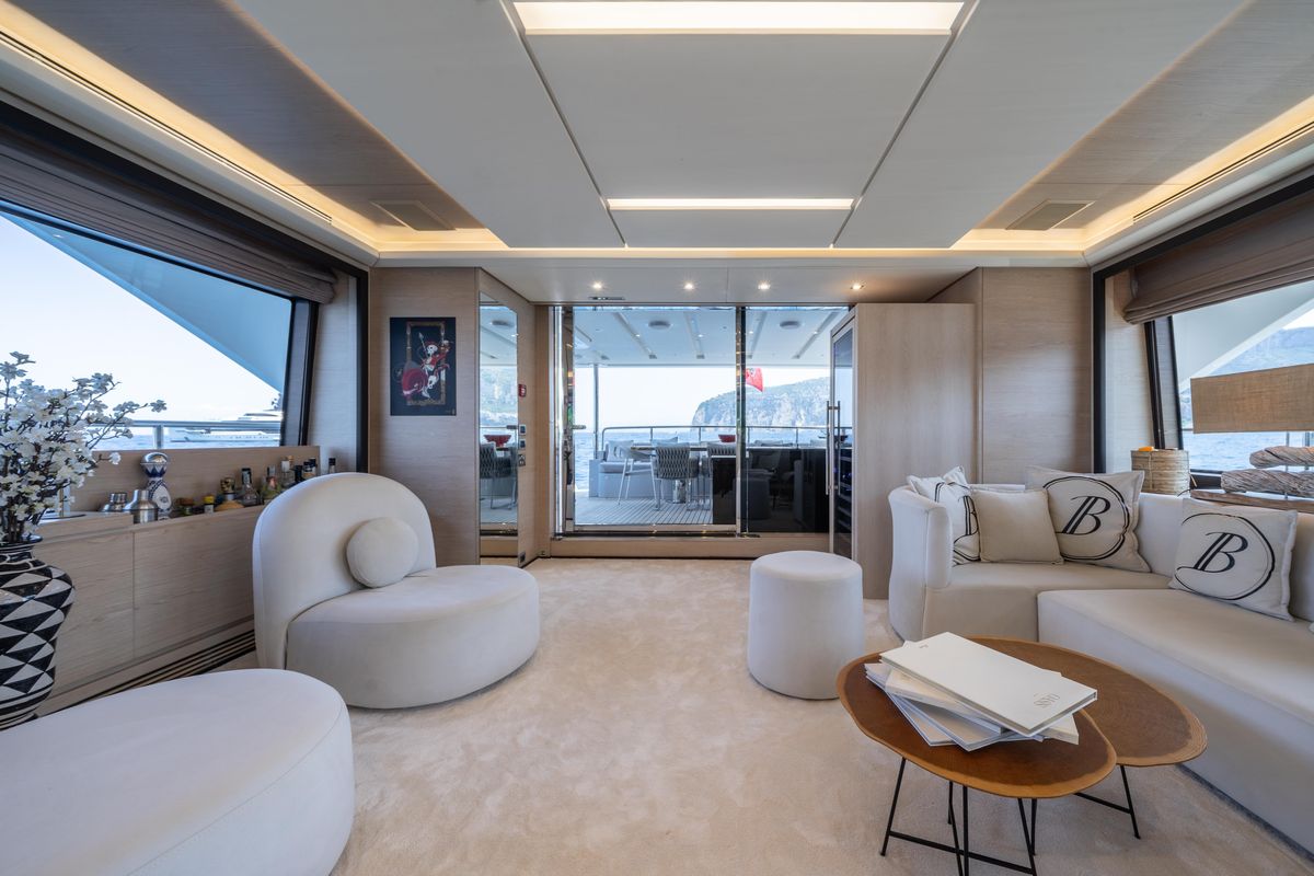 2016 Benetti 93 