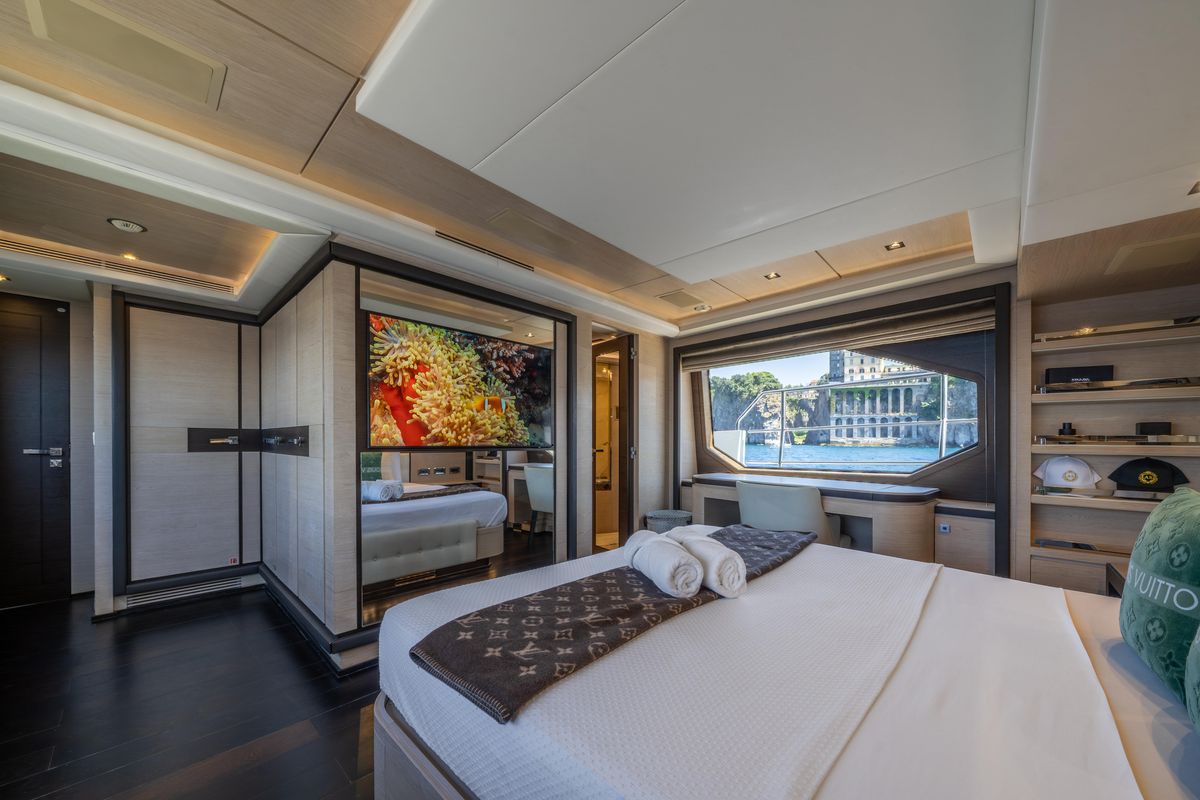 2016 Benetti 93 