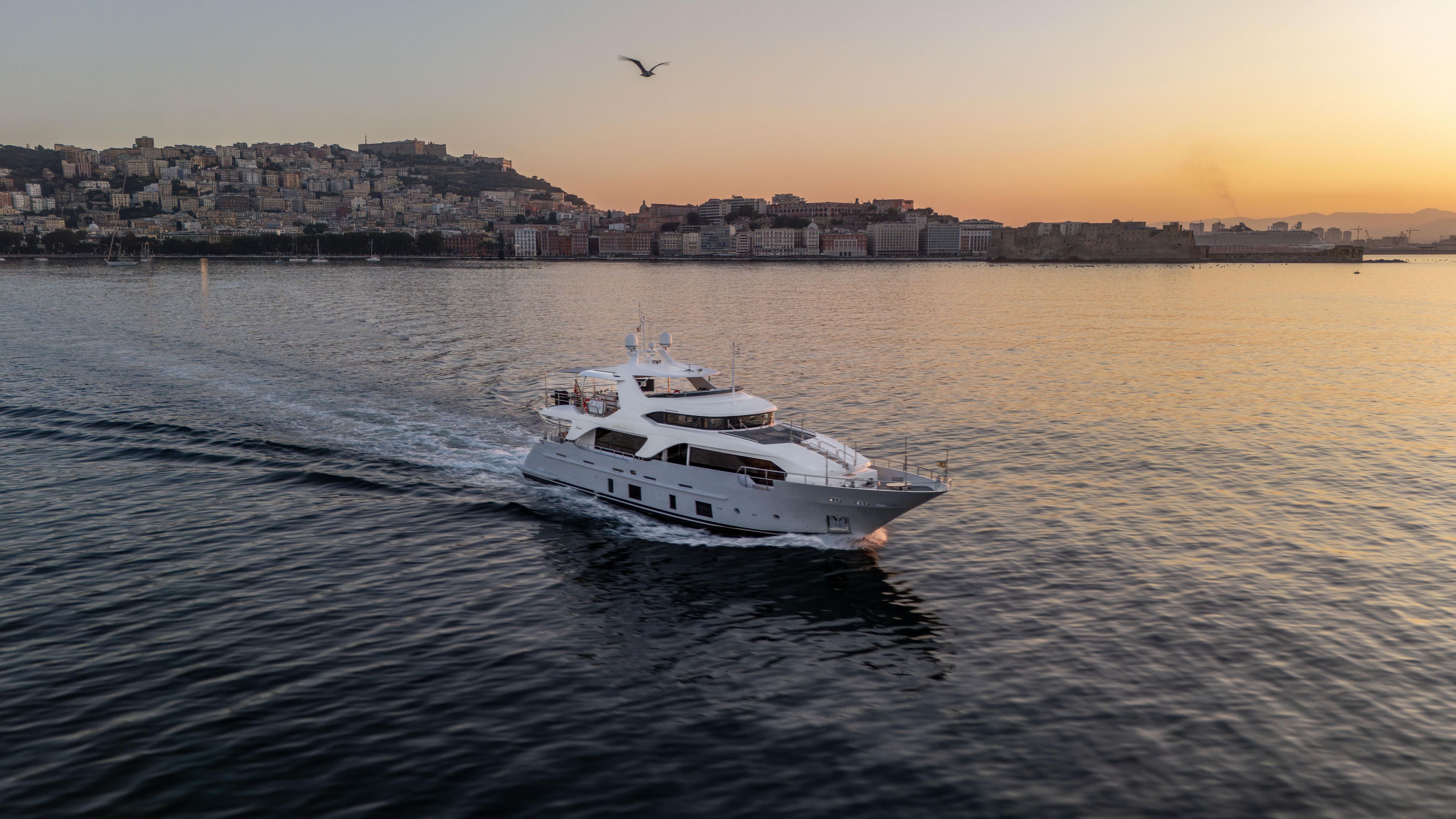 Yacht