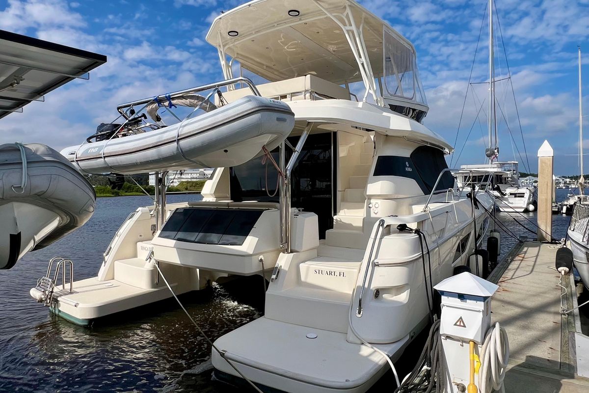 2019 Aquila 44 