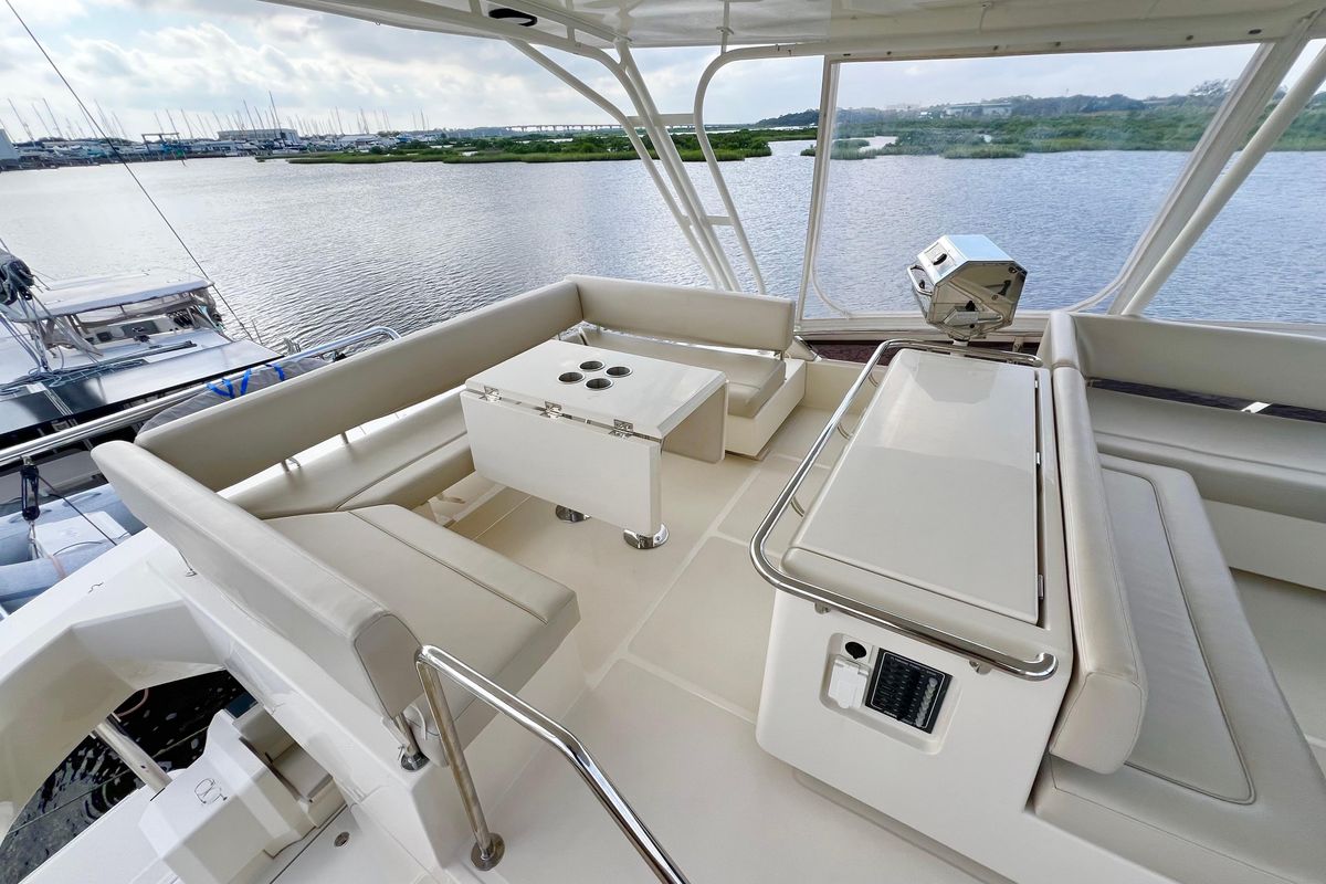 2019 Aquila 44 