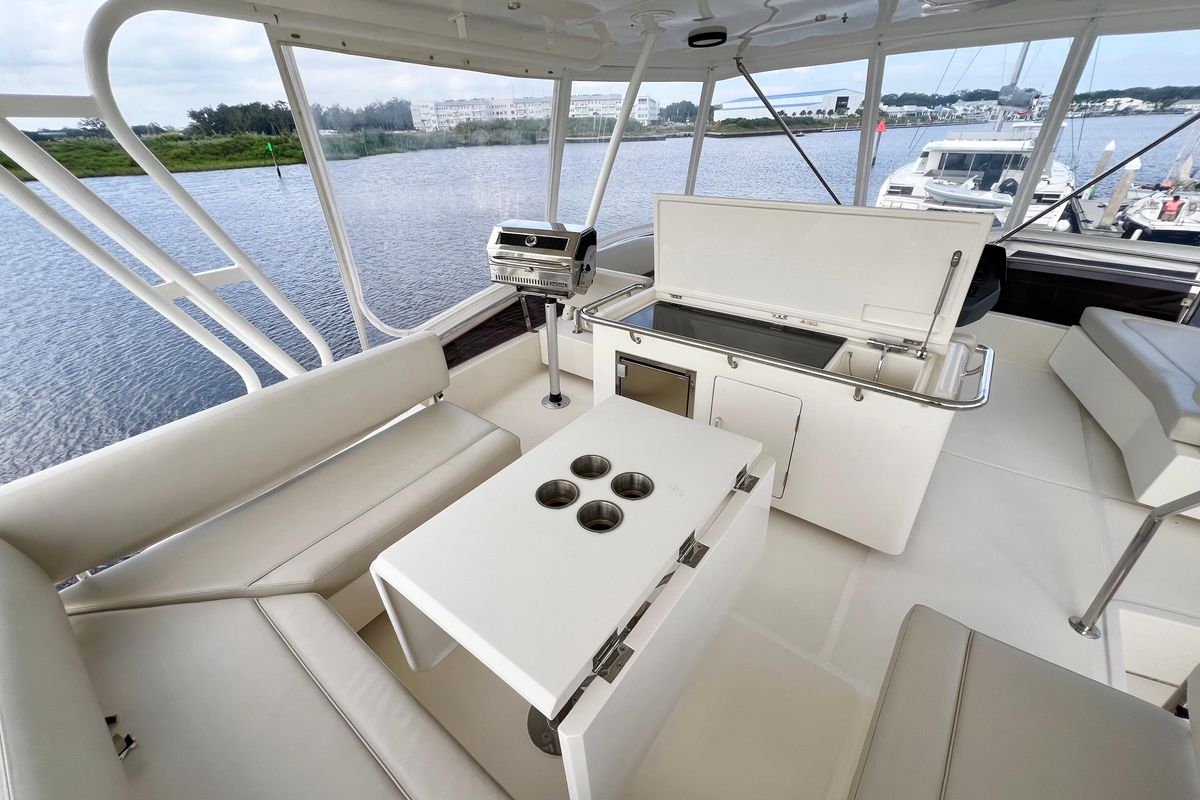 2019 Aquila 44 