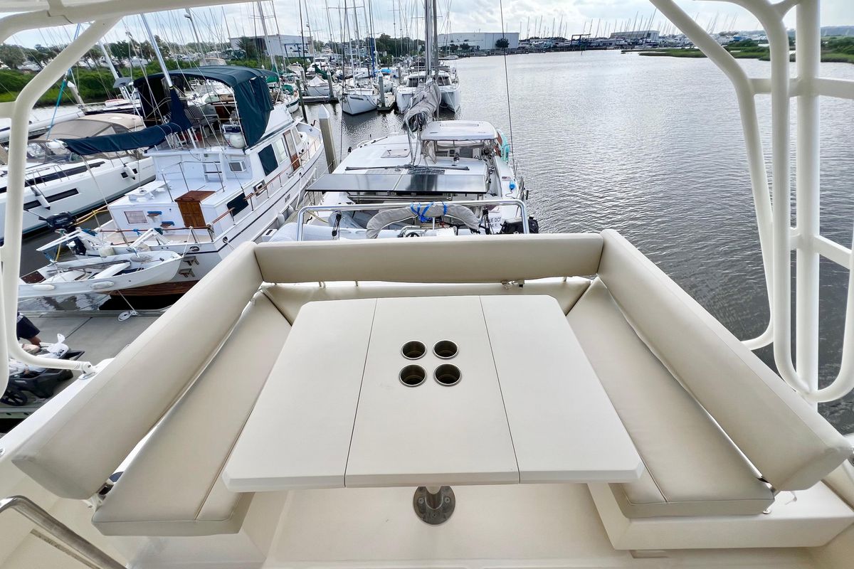 2019 Aquila 44 