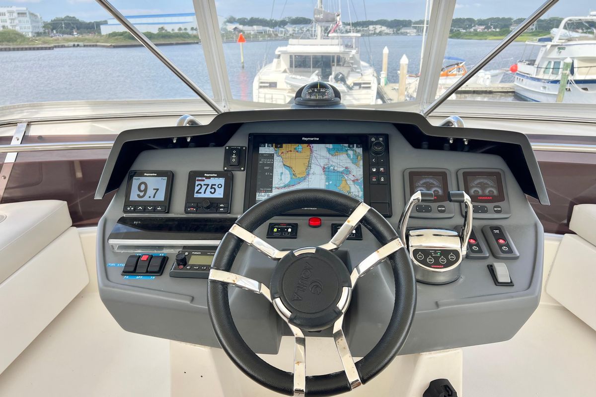 2019 Aquila 44 