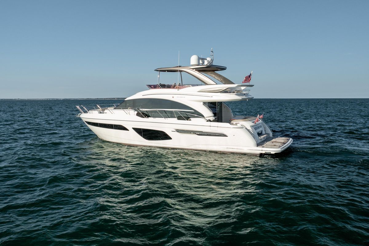2020 Princess 62 