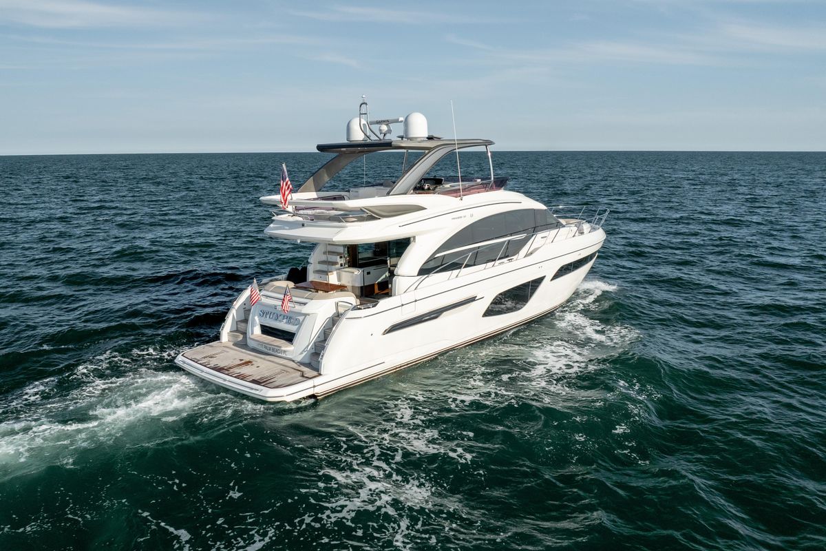 2020 Princess 62 