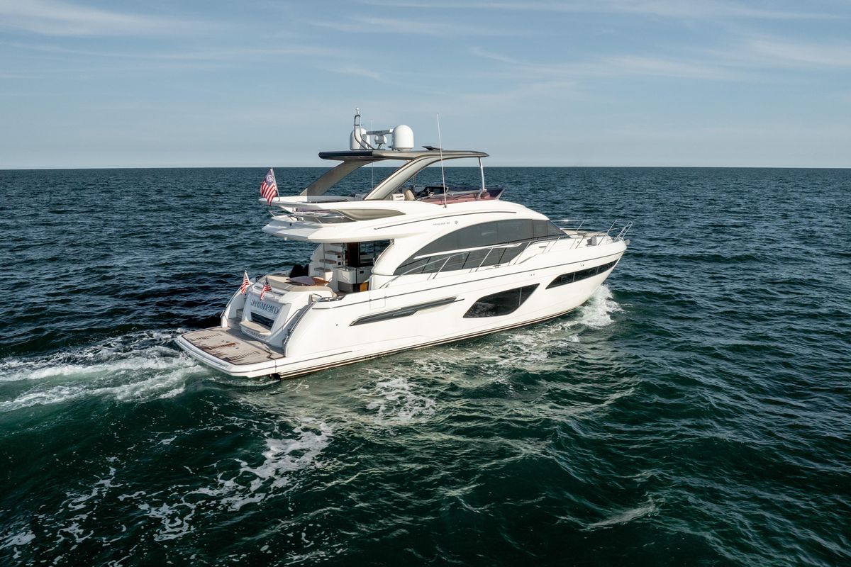 2020 Princess 62 