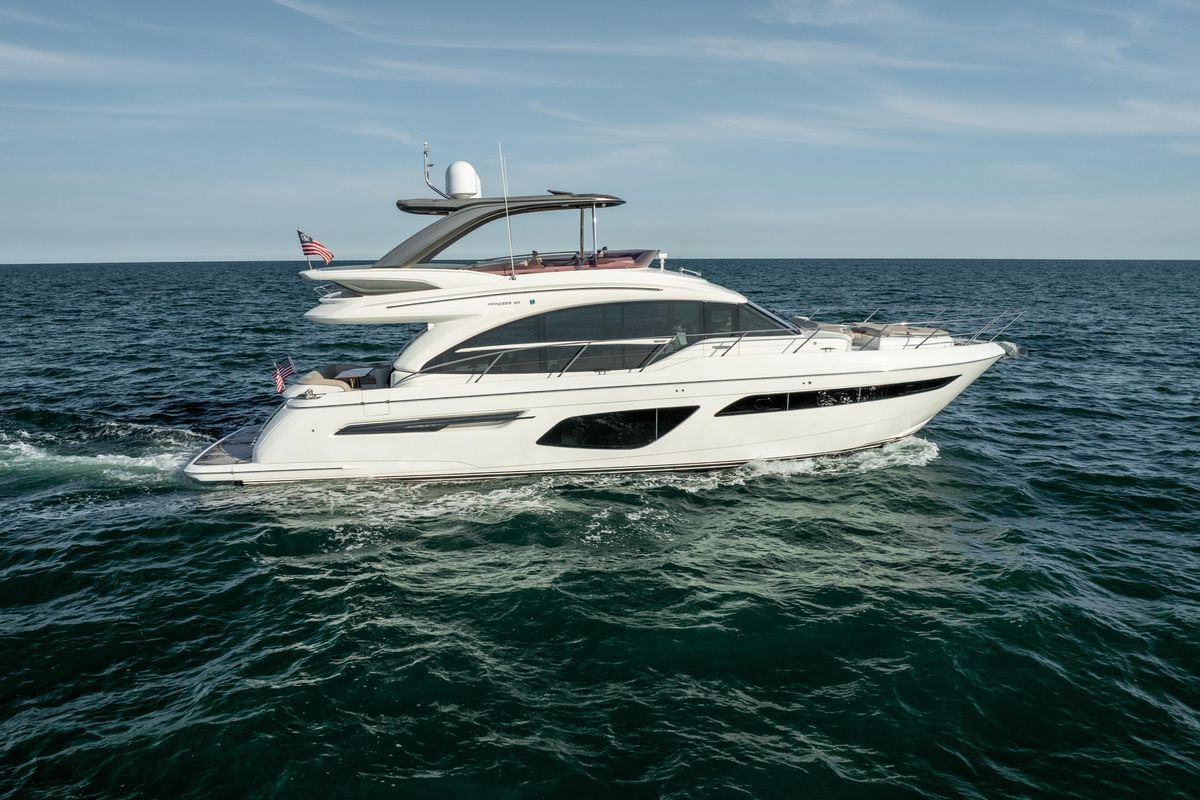 2020 Princess 62 