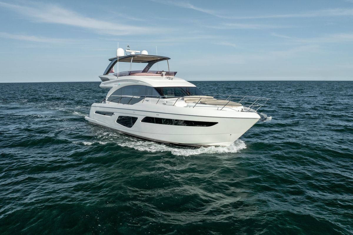 2020 Princess 62 
