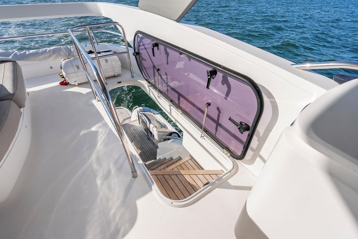 2020 Princess 62 