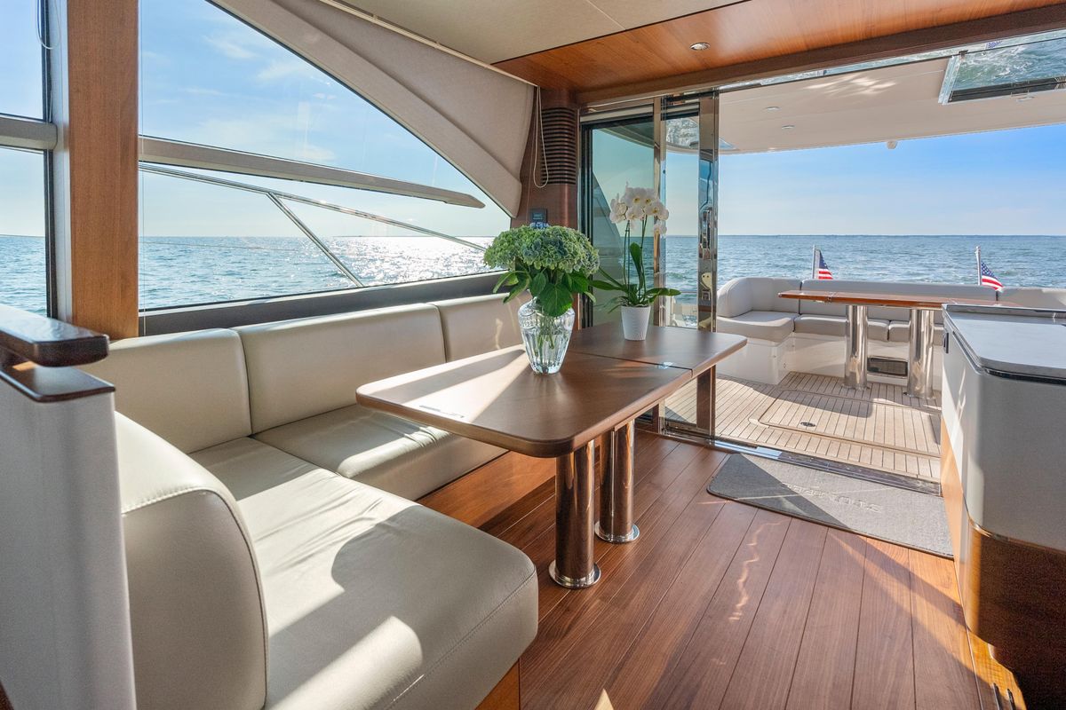 2020 Princess 62 