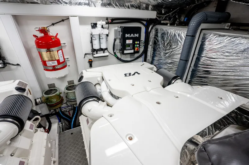 Stumped Yacht Photos Pics Princess F62 Stumped- Engine Room