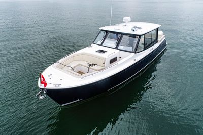 Yacht