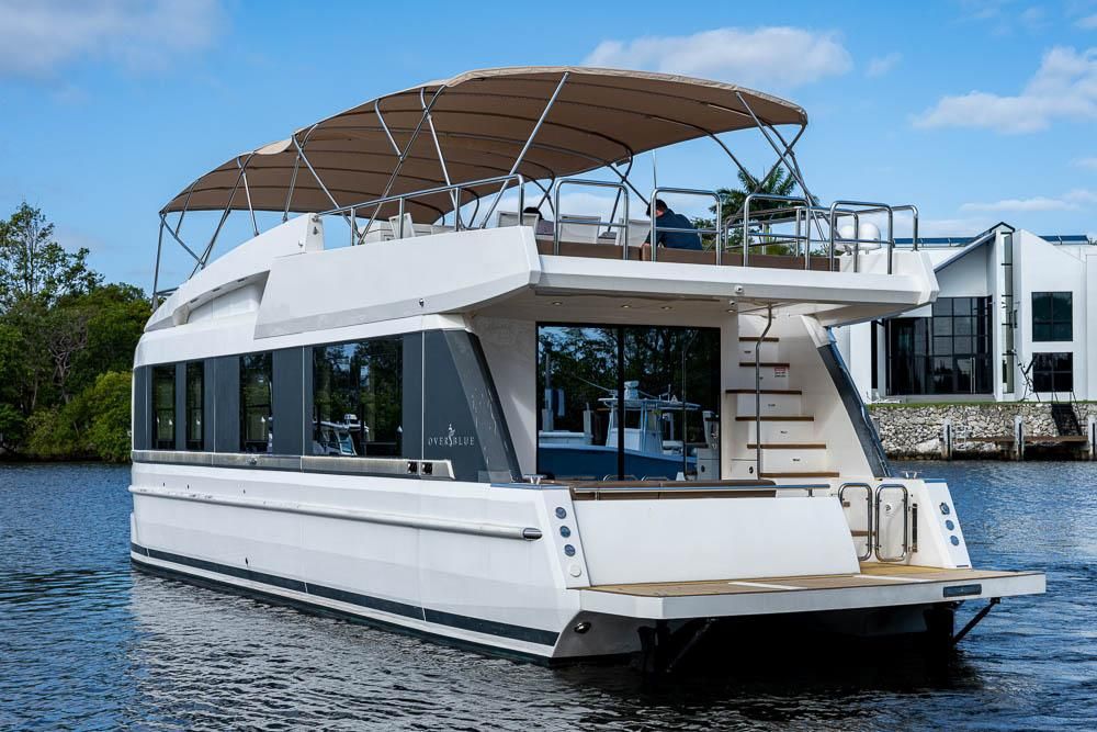 2017 Overblue 44 